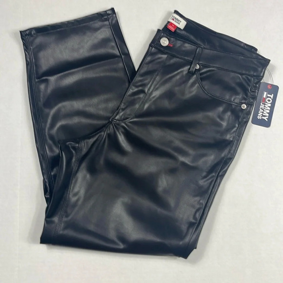 TOMMY JEANS
Women's Mid-Rise Faux-Leather Straight-Leg Pants Sz 32 - Picture 11 of 13